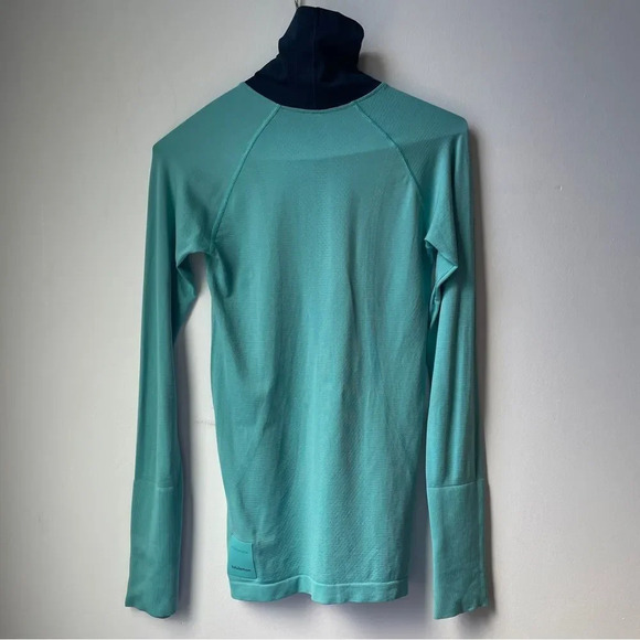 Lululemon run swiftly tech break new‎  ground turtleneck long sleeve top 2 rare - Picture 8 of 12